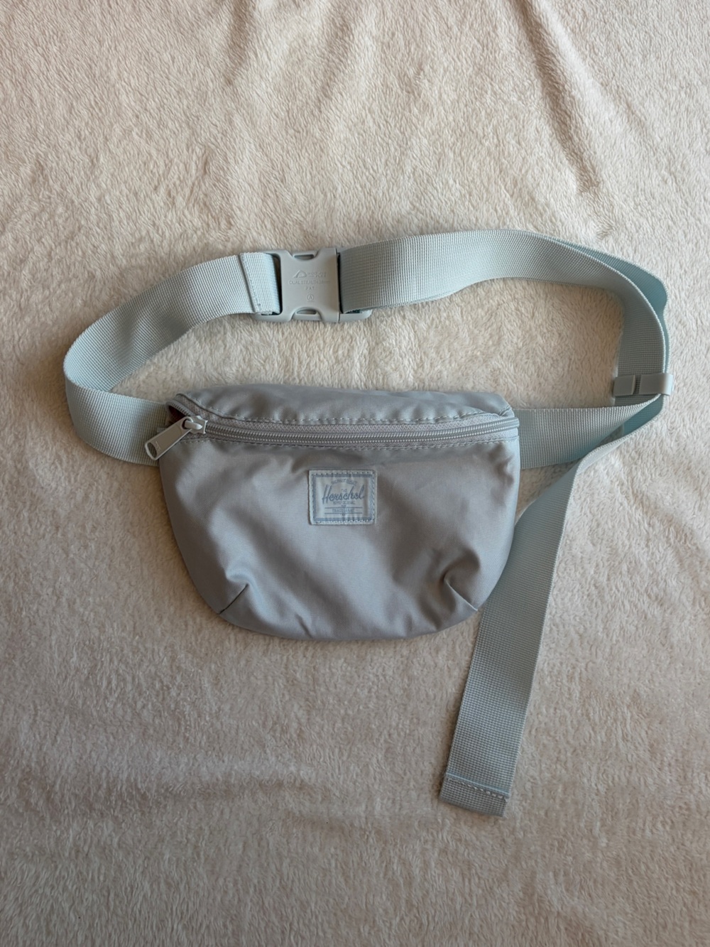Herschels Hip Pack in light blue